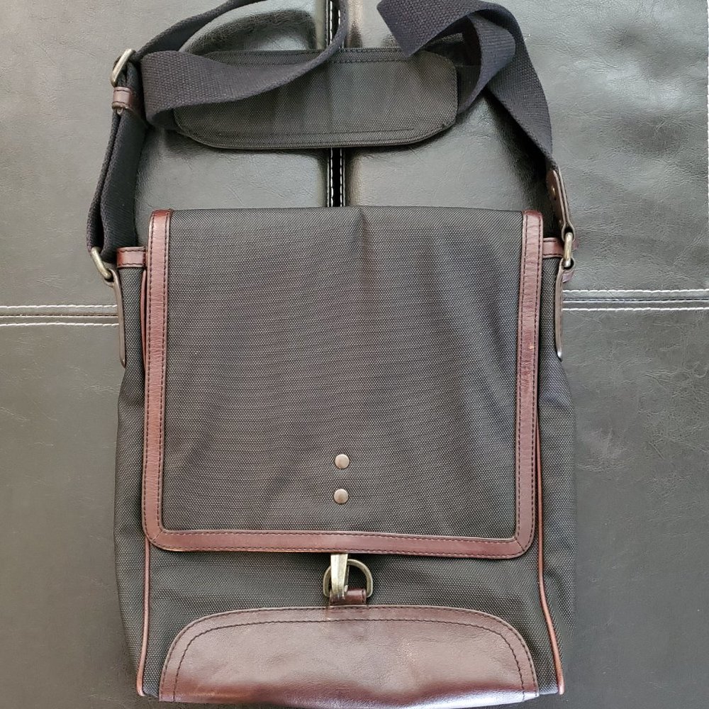 Banana Republic Messenger Bag